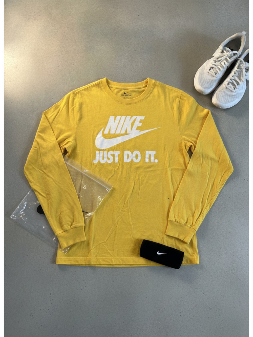 Nike The Nike Tee Long Sleeve Yellow Shirt Small